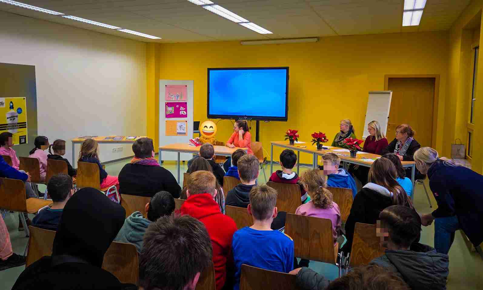 20251113 082452 MEDIUM